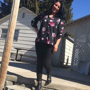 Meet your Posher, Angelica